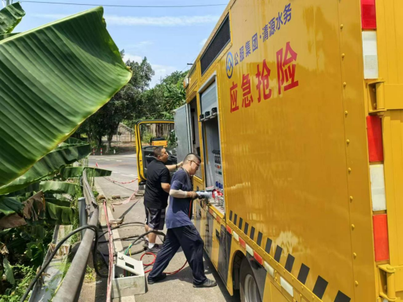 夏季应急抢险车现场演练取得圆满成功—高效应对微小型供水设备电源故障